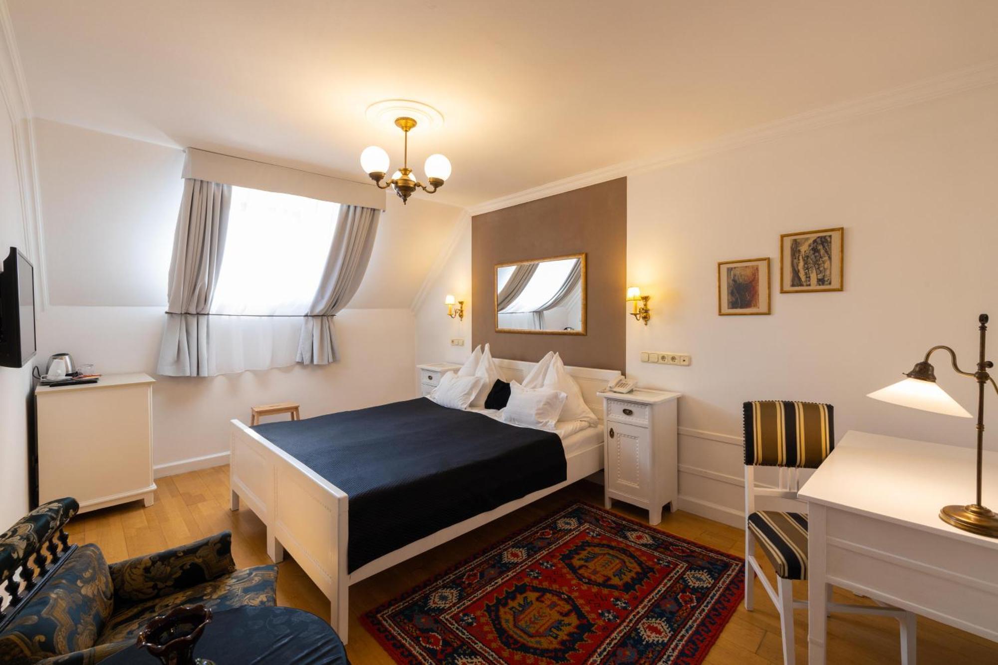 Székesfehérvár Boutique Hotel Szarcsa מראה חיצוני תמונה