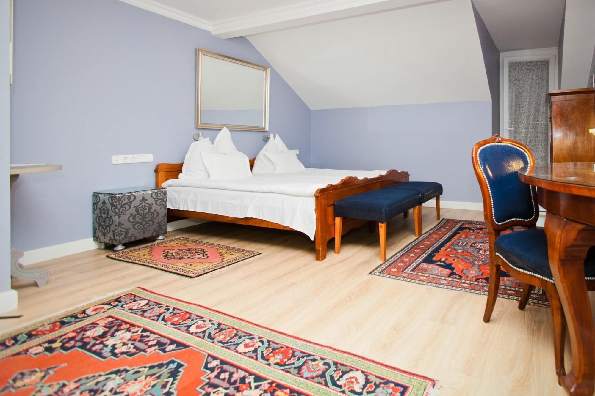 Székesfehérvár Boutique Hotel Szarcsa חדר תמונה