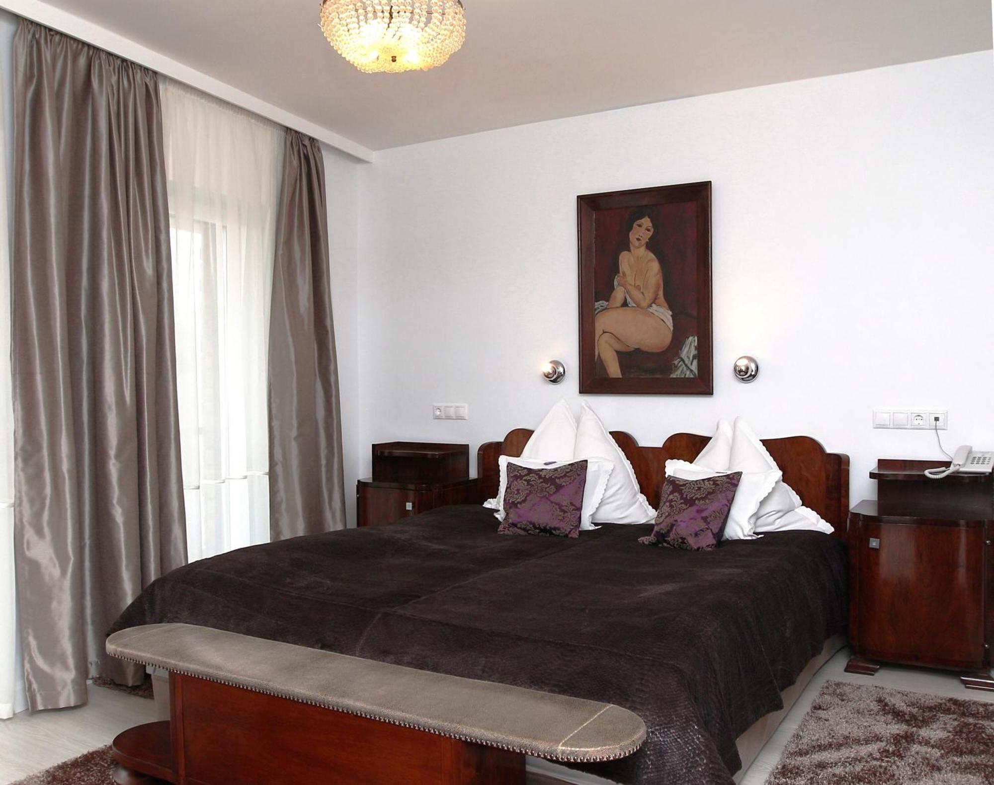 Székesfehérvár Boutique Hotel Szarcsa חדר תמונה