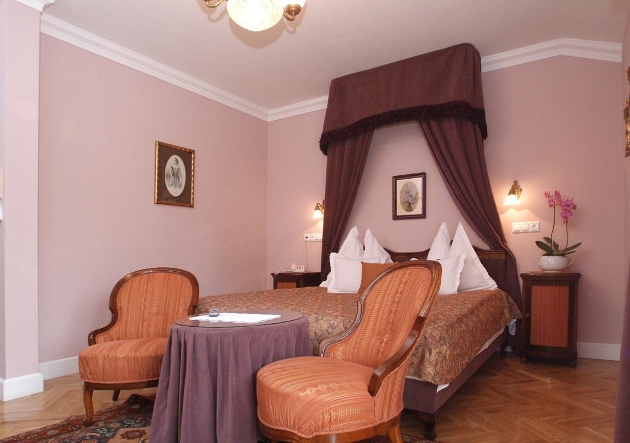 Székesfehérvár Boutique Hotel Szarcsa מראה חיצוני תמונה